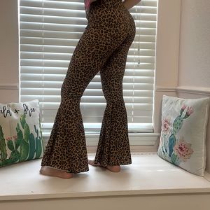 Kids Flare boujee cheetah leggings. super cute!